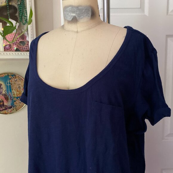 A.N.A. Navy Blue Cotton/Poly blend Classic wide V-neck T-Shirt *X-LARGE* - Picture 2 of 5